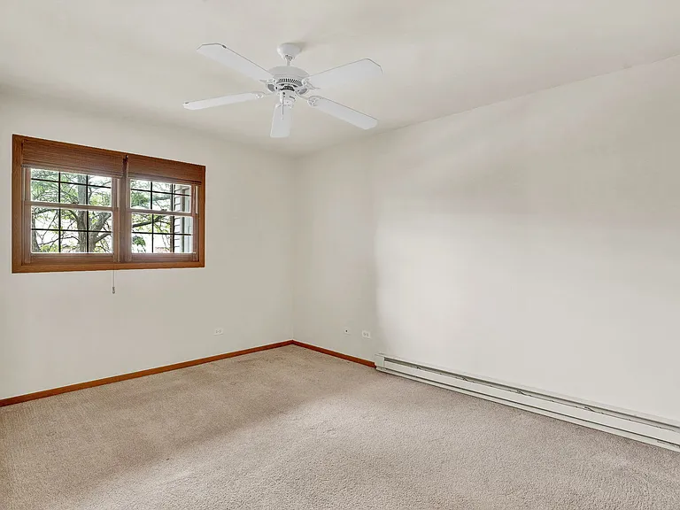 330 Leah Ln #2C — Photo 9