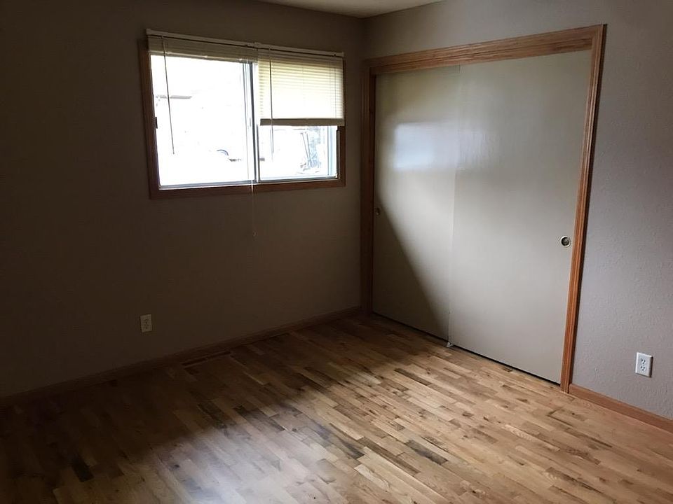 2nd image of 513 Dapin Rd