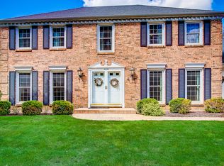 4230 Keim Rd, Lisle, IL 60532