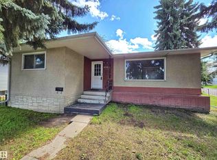 5507 84th Ave NW, Edmonton, AB T6B 0G9