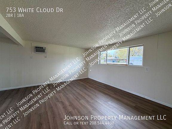 4th image of 753 S White Cloud Dr