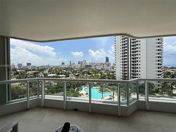3rd image of 21205 Yacht Club Dr APT 1201