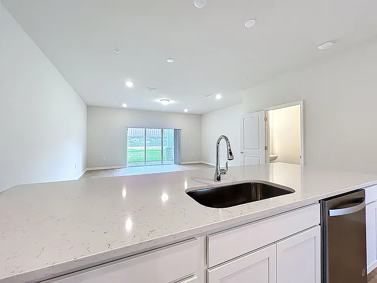 431 Meadowland Point — Photo 13