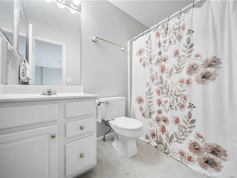 156 Stoneforest Dr — Photo 13
