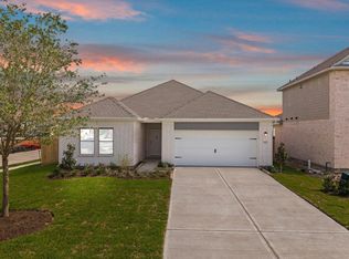 1950 Stargazer Ln, Angleton, TX 77515