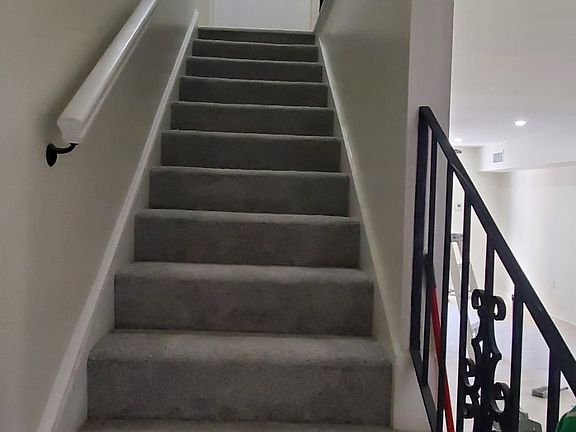 5th image of 3656 Martinique Ave APT B