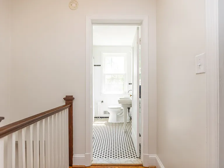 138 Murdock Rd — Photo 28