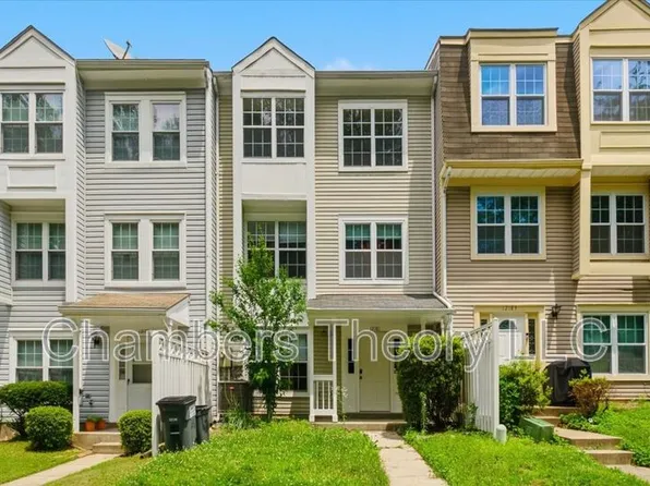 12181 Old Salem Ct, Woodbridge, VA 22192