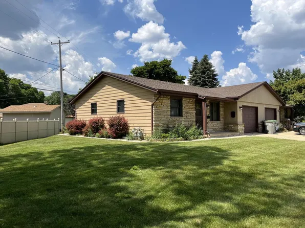 4173 South 14th STREET, Milwaukee, WI 53221