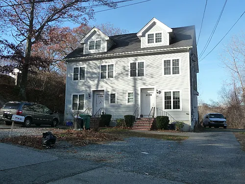 102-104 Pond St Photo 1 102-104 Pond St Photo 1