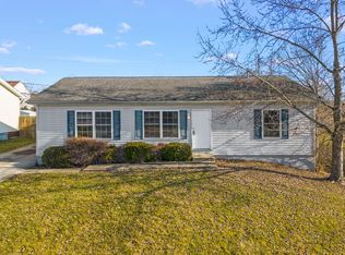 1218 Gage Ct, Joliet, IL 60432