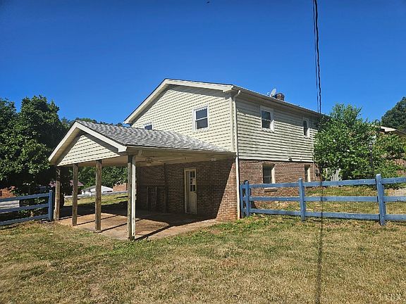 5th image of 7163 Gladys Rd