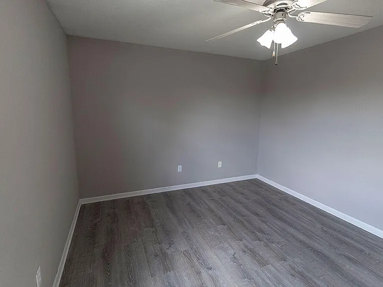 3927 Snowy Owl Dr — Photo 17