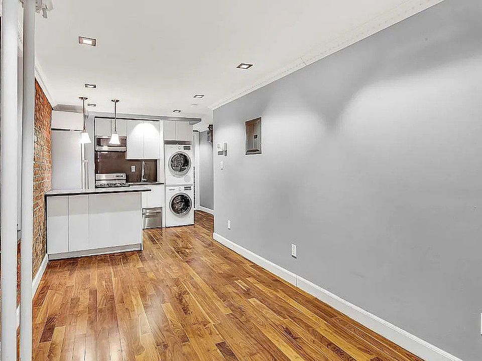 1st image of 115 Mulberry St APT 4R
