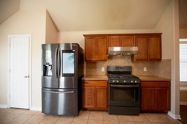 8000 Raintree Dr — Photo 8
