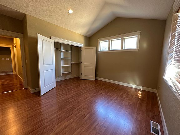 4th image of 9801 NE 108th Ct