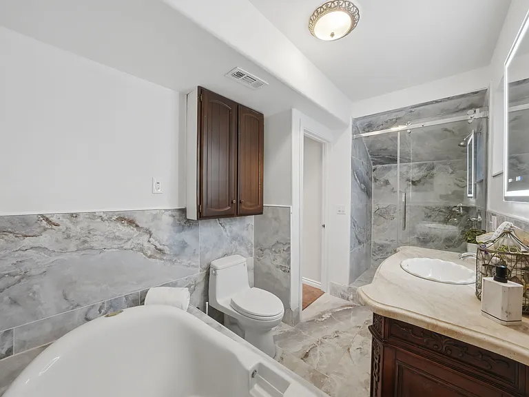 3426 Pierson St — Photo 29