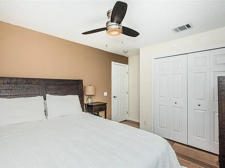 3876 Island Way St — Photo 32