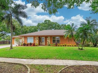 5385 Jade Cir, Belle Isle, FL 32812