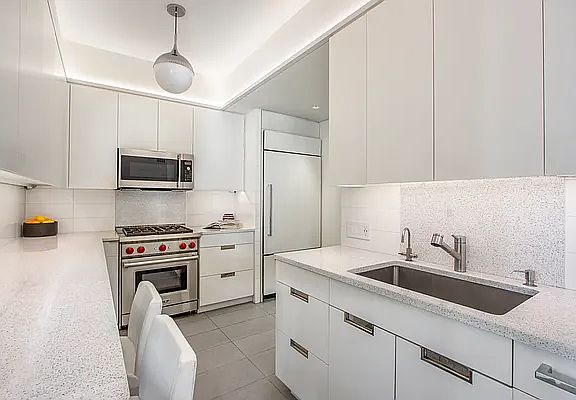 3rd image of 2 5th Ave #12AB