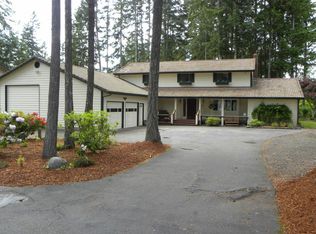 121 E Fairway Dr, Allyn, WA 98524