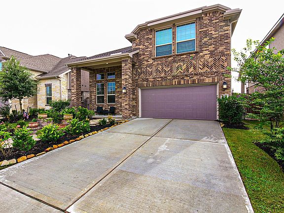 3rd image of 19619 Lake Bosque Dr