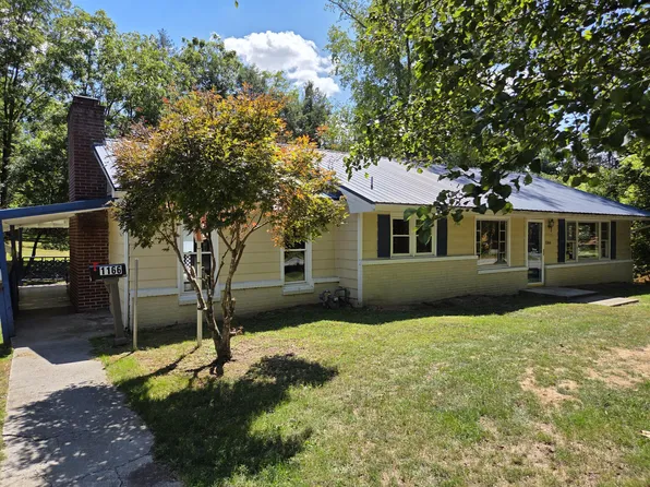 1166 Court St N, Lewisburg, WV 24901