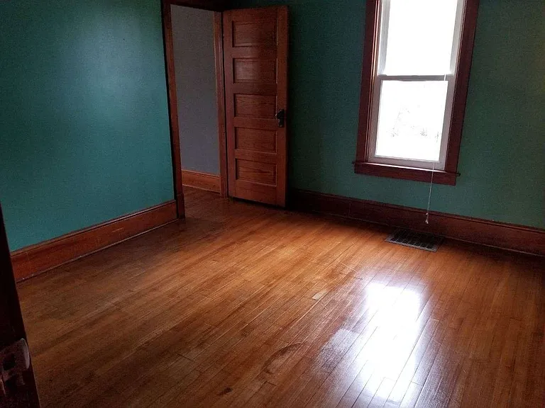 4826 W Folsom St — Photo 11