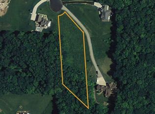 1350 Westbury Ct, Manitowoc, WI 54220