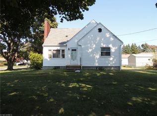 2165 Cramer Ave, Akron, OH 44312