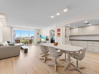 18081 Biscayne Boulevard #902, North Miami Beach, FL, 33160