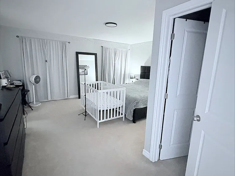 80 Diana Dr — Photo 17