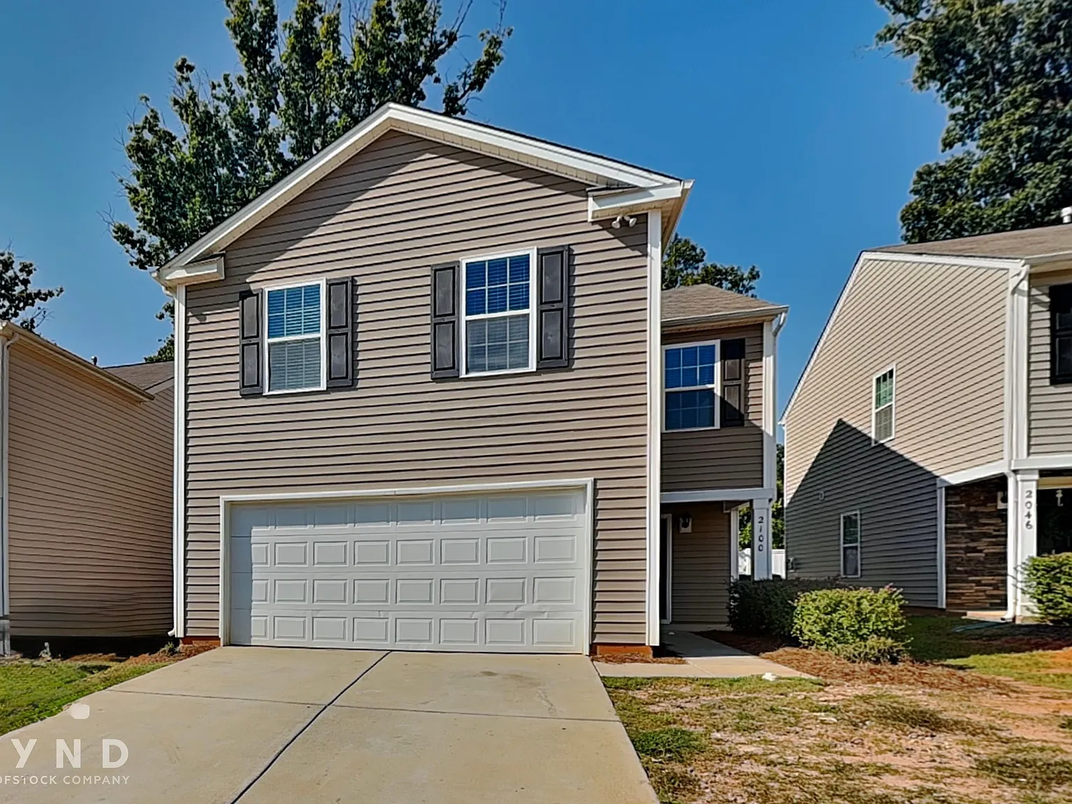 4 bed, 2.5 bath, 1927 sqft, $2,245 — Photo 1
