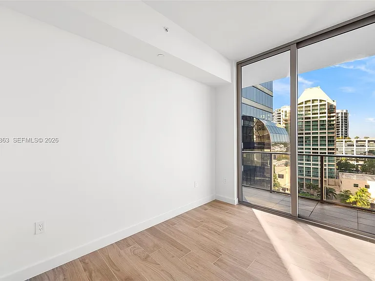 2678 Tigertail Ave #1005 — Photo 10