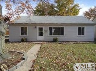 26680 Academy St, Roseville, MI 48066