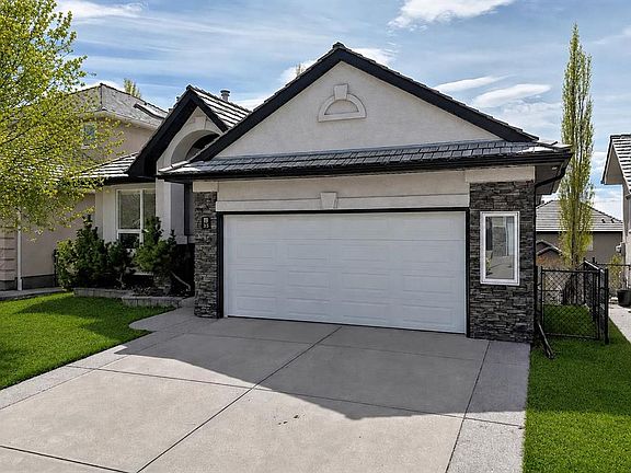 2nd image of 35 NE Arbour Vista Way NW