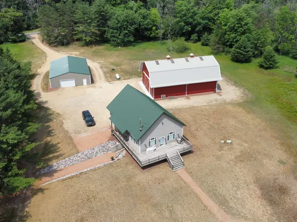 2270 10th Ave, Adams, WI 53910