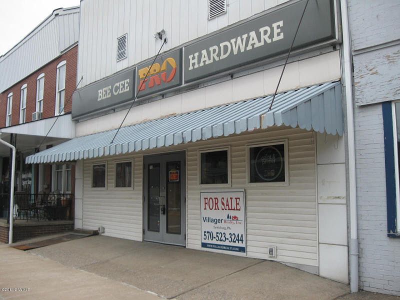 1st image of 138 Main St
