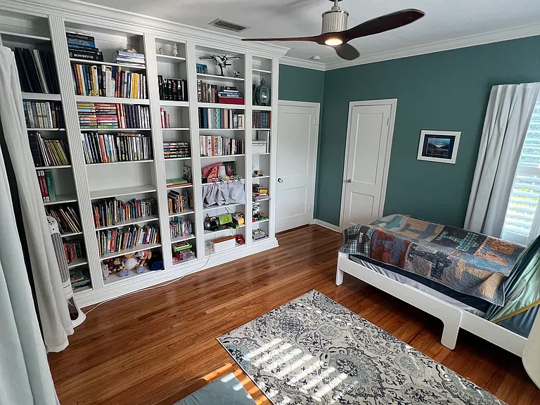 2408 Cambridge Ave — Photo 35