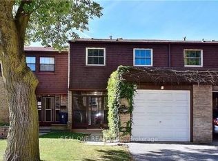 81 Brookmill Blvd #38, Toronto, ON M1W 2L5