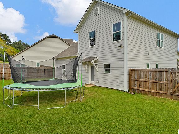 5th image of 360 Camellia Ln