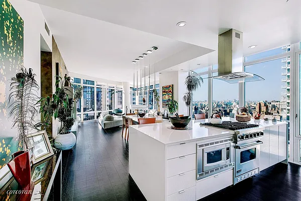 Sold by Corcoran | media 1