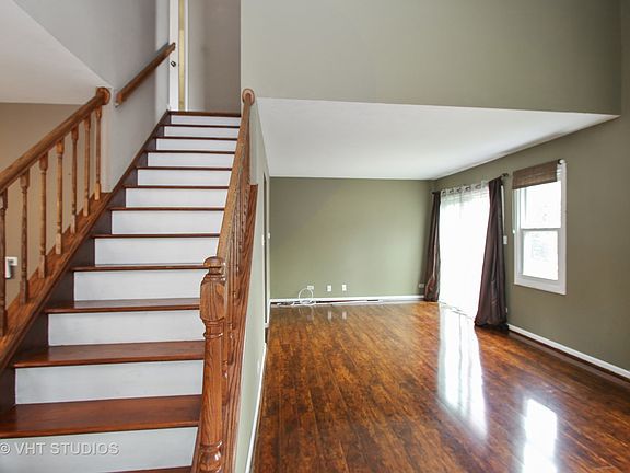 3rd image of 605 College Dr #392