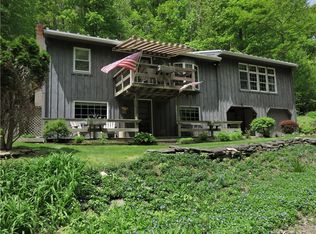 7695 Crows Nest Rd, Hammondsport, NY 14840