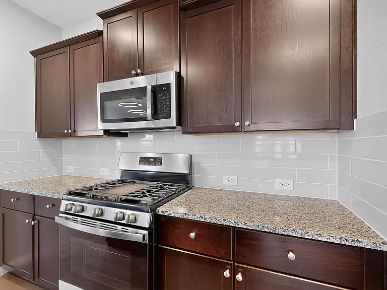 6806 Bale Rdg — Photo 43