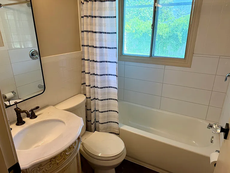 812 Kehrs Mill Rd — Photo 10