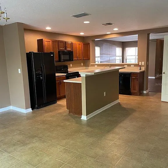10934 Johanna Ave — Photo 8