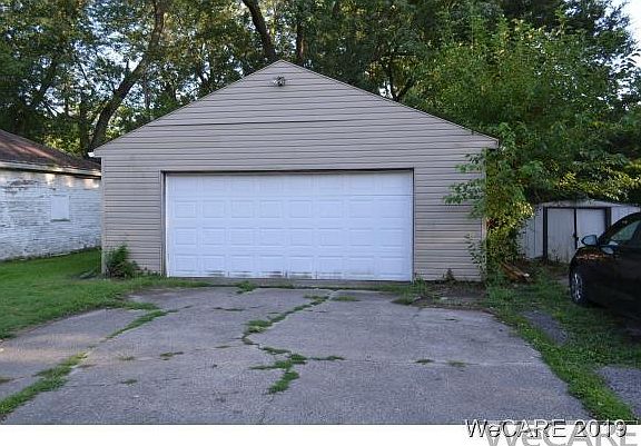 3rd image of 427 Marian Ave