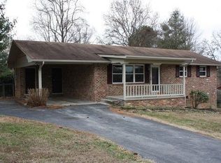 1907 Everhart Ln, Knoxville, TN 37921