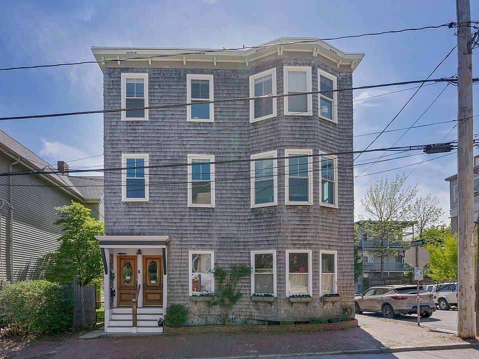 1st image of 62 St Lawrence Street #2